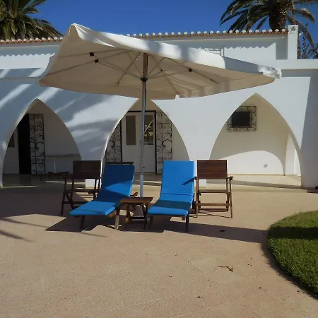 فندق مبيت وإفطار Casa Tres Palmeiras بورتيماو