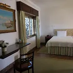 Casa Tres Palmeiras Bed & Breakfast *
