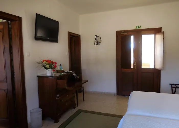 Bed & Breakfast Casa Tres Palmeiras Portimão